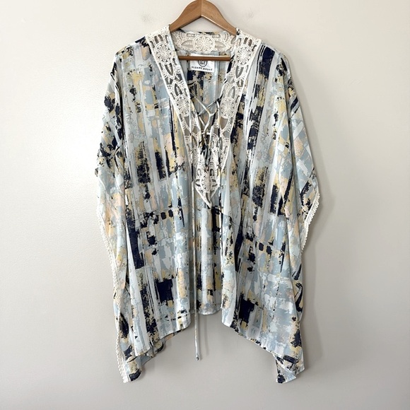 Anthropologie Sloane Rouge Abstract Patterned Kimono Lace Detail Sleeves M/L - Picture 8 of 8